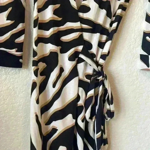 NWT Diane Von Furstenberg Julian Wrap Dress 100%  Silk - Picture 6 of 15